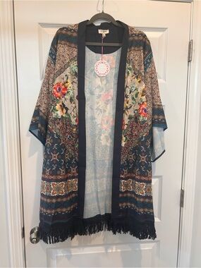 Umgee BNWT Floral Boho Kimono with Fringe - Navy & Multicolor - M/L